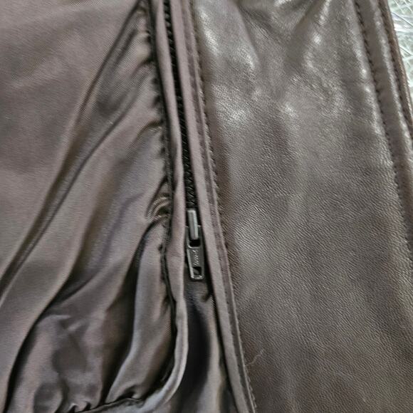 Men's Luxury Leather Coat by Danier size 48-50 - Picture 6 of 10